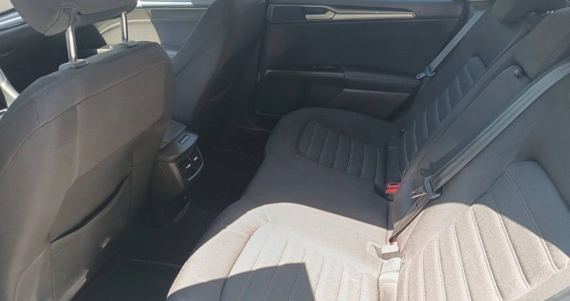 Ford Mondeo cena 74900 przebieg: 157551, rok produkcji 2020 z Szczecin małe 497